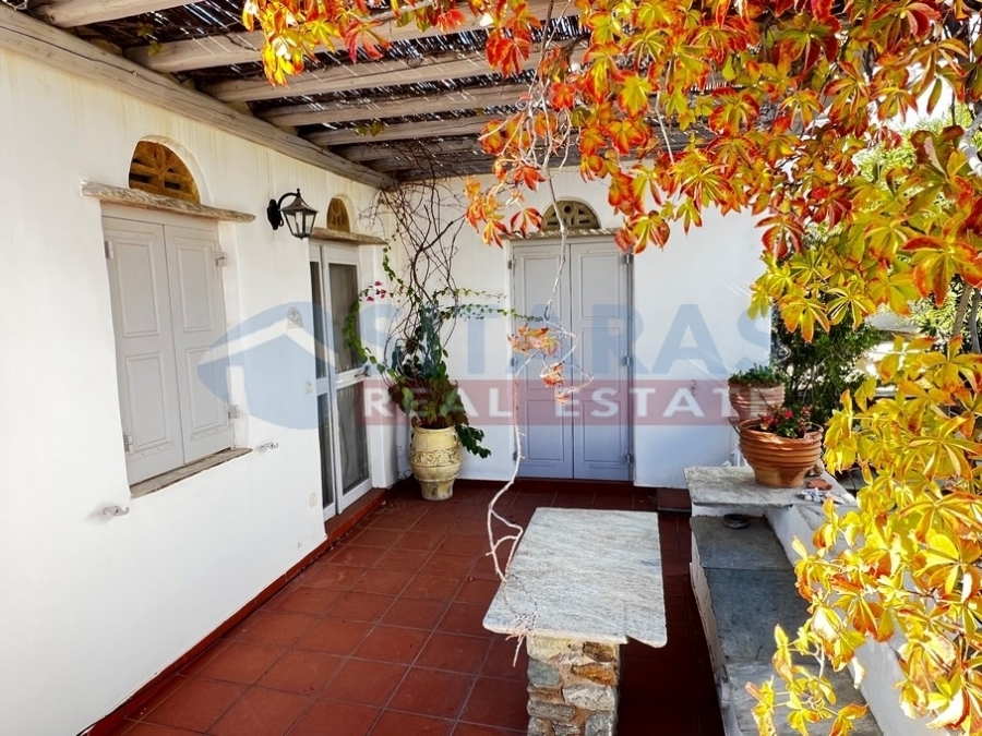 (En vente) Habitation Maisonnette || Cyclades/Tinos Chora - 90 M2, 2 Chambres à coucher, 350.000€ 